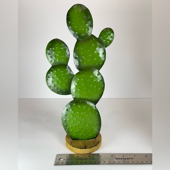 Metal cactus decorative accents, set of 4 - Picture 11 of 13